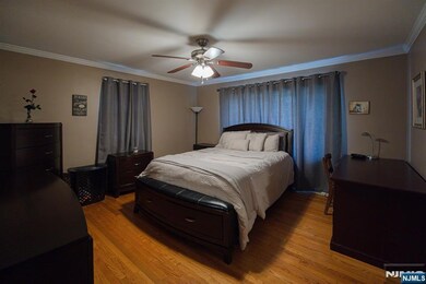 697 1st St, Secaucus, NJ 07094 - photo 5