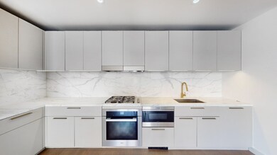 Halcyon unit RU5A, New York, NY 10022 - photo 7