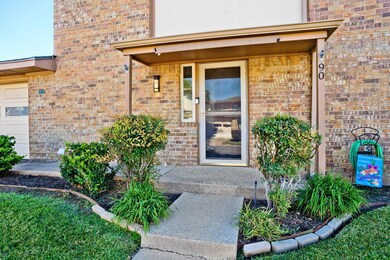 90 Morrow Dr, Bedford, TX 76021 - photo 5