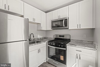 1213 W 9th St, Chester, PA 19013 - photo 5