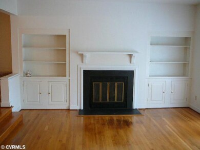 Living Room - Gas Logs & Built In Bookcases!