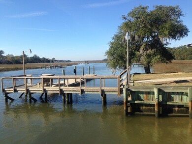 Hidden Cove Dock and Boat landing