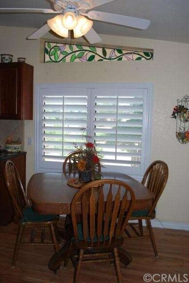 Eat in Kitchen