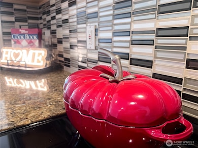 15809 Waynita Way NE unit G-302, Bothell, WA 98011 - photo 2