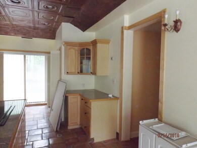 105 Sterling Cir, Bushkill, PA 18324 - photo 4