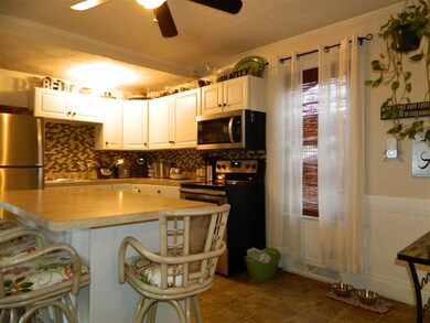 7 Proctor St, Franklin, NH 03235 - photo 5