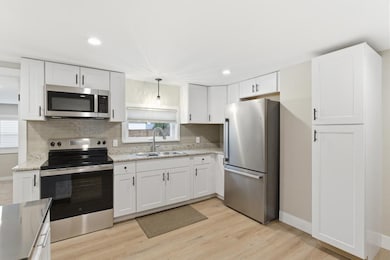 412 Ingalls Ave, Petoskey, MI 49770 - photo 5