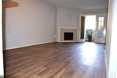 2810 Grants Lake Blvd unit 1204, Sugar Land, TX 77479 - photo 2