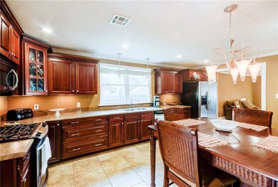 Lights, lights, and more lights! This kitchen has