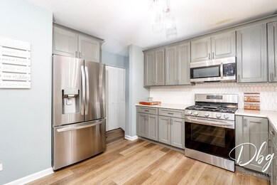 361 E Camden Ln, Round Lake Beach, IL 60073 - photo 6