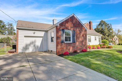 200 Elmwood Ave, Reading, PA 19609 - photo 7