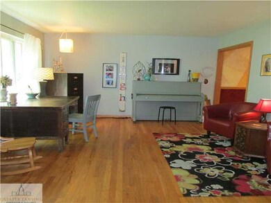 2939 Quincy Ln, Lansing, MI 48910 - photo 3