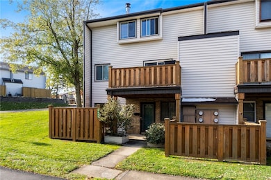 6433 Interlude Ln unit 438, Dayton, OH 45449 - photo 2