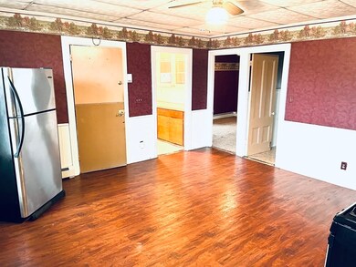 81 Spring St unit 3, Fall River, MA 02721 - photo 3