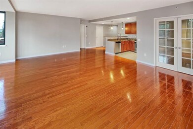 700 Grove St unit 4K, Jersey City, NJ 07310 - photo 3