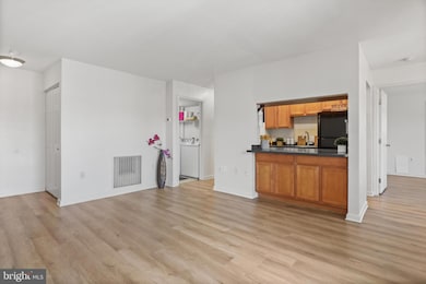 110 Westwick Ct unit 7, Sterling, VA 20165 - photo 5