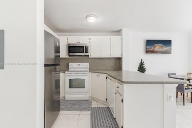 25 W 11th St unit 102, Hialeah, FL 33010 - photo 6