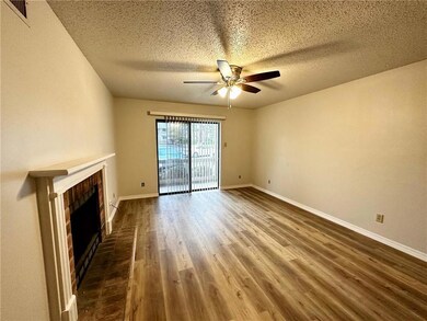1250 Henckley Ave unit 104, Mobile, AL 36609 - photo 2