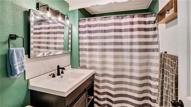 835 Brown Ave, Osawatomie, KS 66064 - photo 6