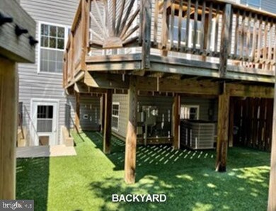 1305 Ring Bill Loop, Upper Marlboro, MD 20774 - photo 2