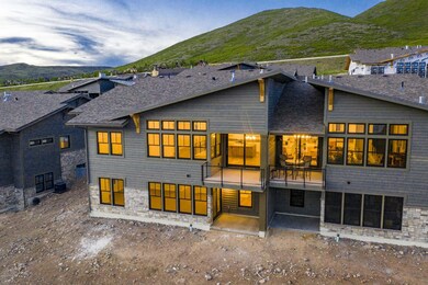 46_Aerial-View_high_3498994
