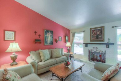Living Room (1)