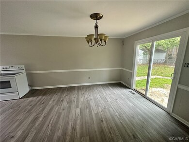 4119 Robert e Lee Dr, Hopewell, VA 23860 - photo 3