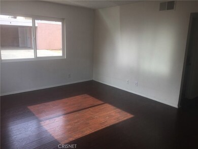 38509 5th St E unit 2, Palmdale, CA 93550 - photo 2