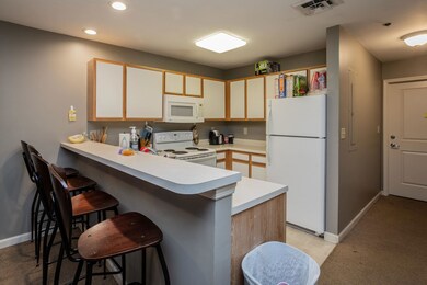 2455 Campus View Cir unit 102, Harrisonburg, VA 22801 - photo 5