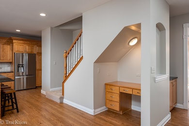 4228 Colton Cir, Naperville, IL 60564 - photo 4