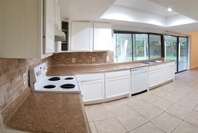 15803 Danford Dr, Houston, TX 77053 - photo 2