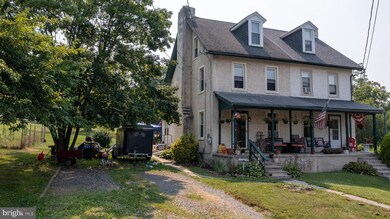 10 Evergreen Ln, Boyertown, PA 19512 - photo 4