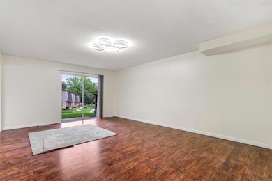 221 Braeshire Dr unit B, Ballwin, MO 63021 - photo 5