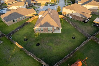 Large Cul-de-sac lot