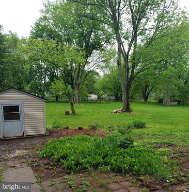 1328 Fairgrounds Rd, Hatfield, PA 19440 - photo 4