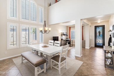 Light and Bright Dining Area