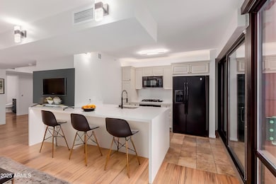 Optima Biltmore Towers unit 531, Phoenix, AZ 85016 - photo 7