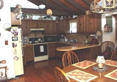 113 Bartlett Dr, Milford, PA 18337 - photo 5