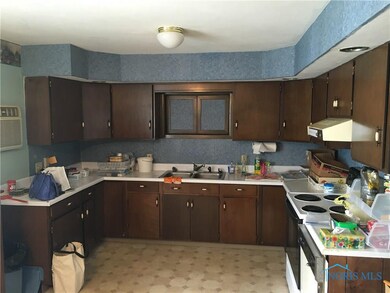 110 S Defiance St, West Unity, OH 43570 - photo 3