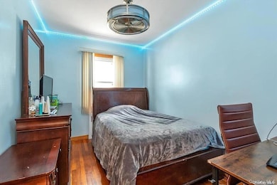 59 W Fenimore St, Valley Stream, NY 11580 - photo 7