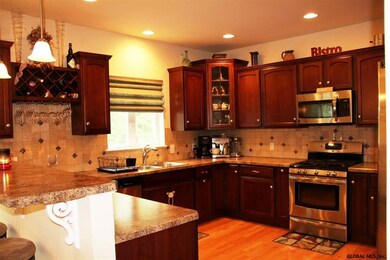 7 Avenue B, Rensselaer, NY 12144 - photo 3