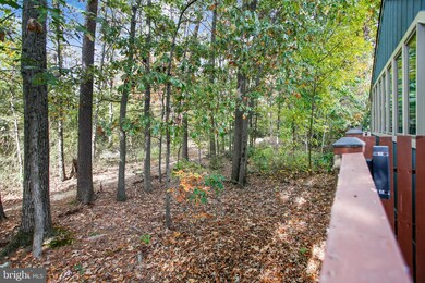 1713 Maple Hill Place, Alexandria, VA 22302 - photo 5