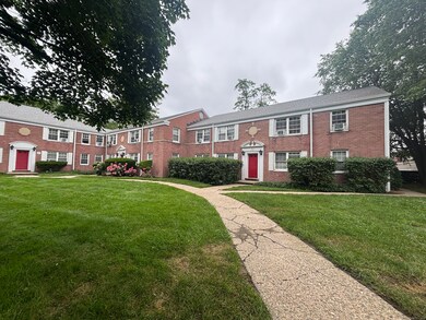 74 Standish Rd unit 3, Stamford, CT 06902 - photo 2