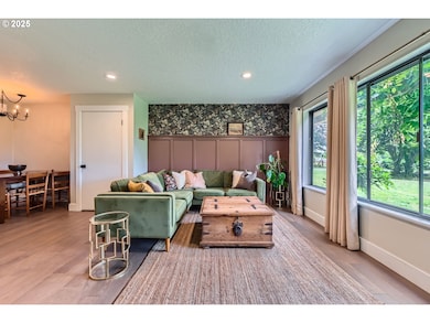 Living Room/Dining Room