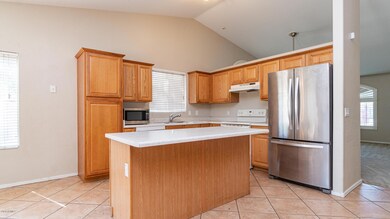 2821 E Morgan Ct-10