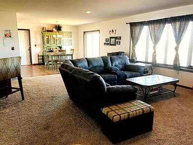 14706 Baxter St, Williston, ND 58801 - photo 5