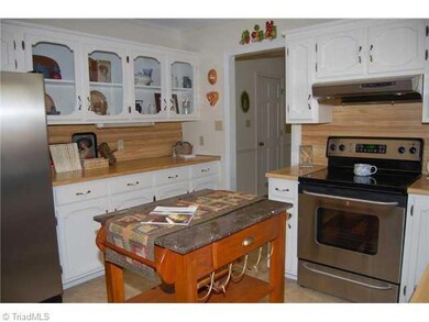 2537 Nc Highway 49 S, Asheboro, NC 27205 - photo 7