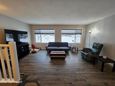Living Room (3)