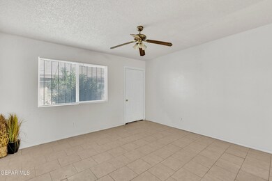 2812 Van Buren Ave unit A, El Paso, TX 79930 - photo 3