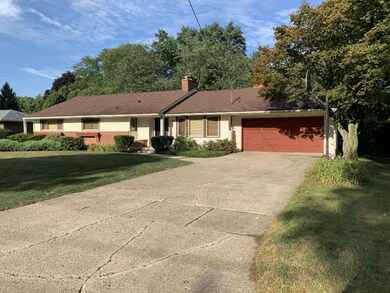 Carlyle 2420 Photo 1